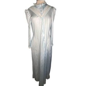 Vintage Timeless Classics Women's Light Robe Light Blue Size 16/18 Sears Button